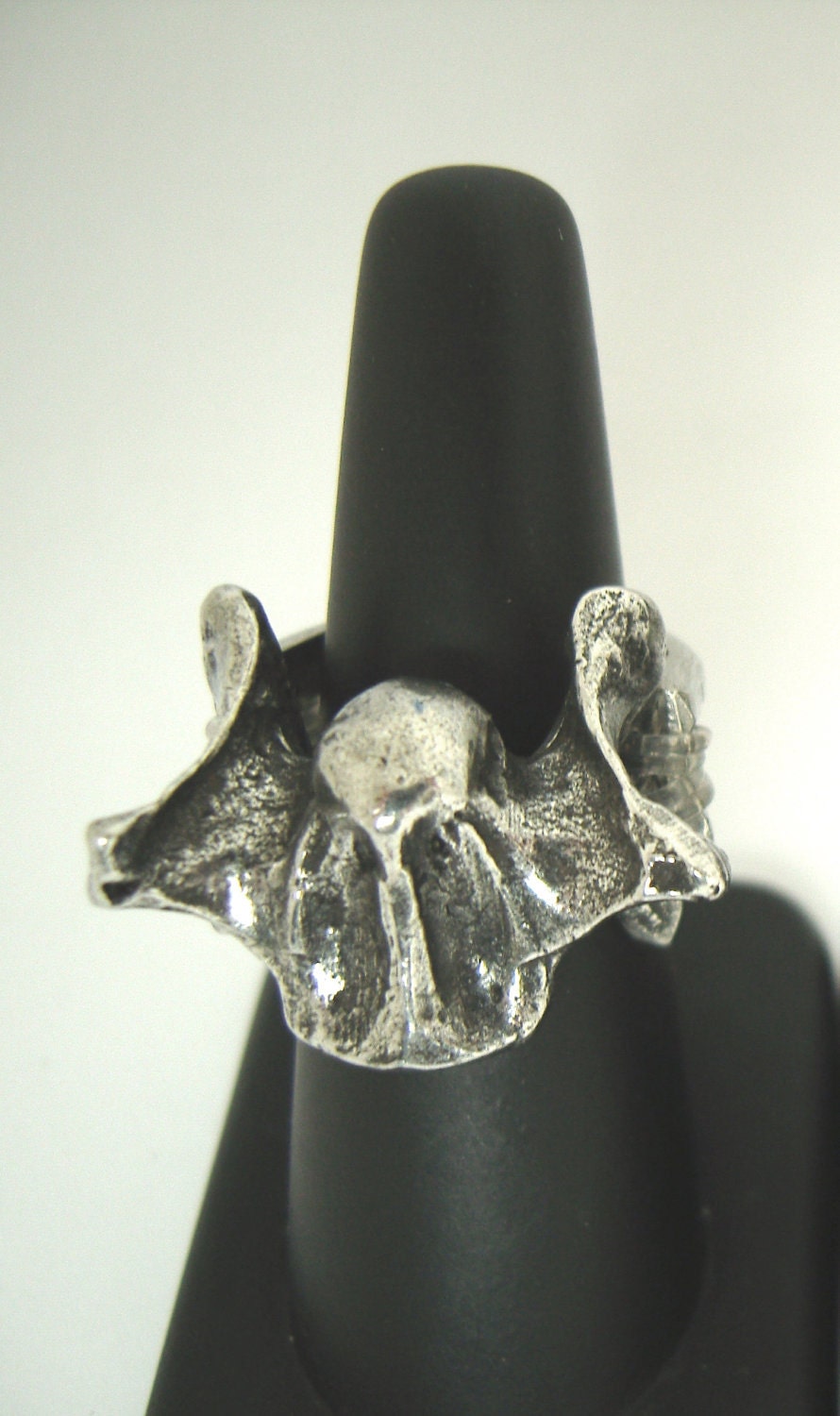 Fox Vertebra Ring
