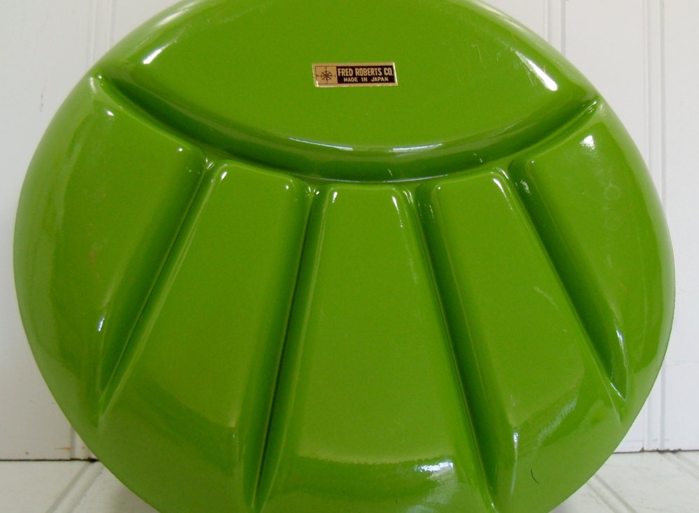 Apple Green Divided Plates - Matching Set of 3 Snack Trays - Vintage Fred Roberts Co 1960s Lacquer Finish