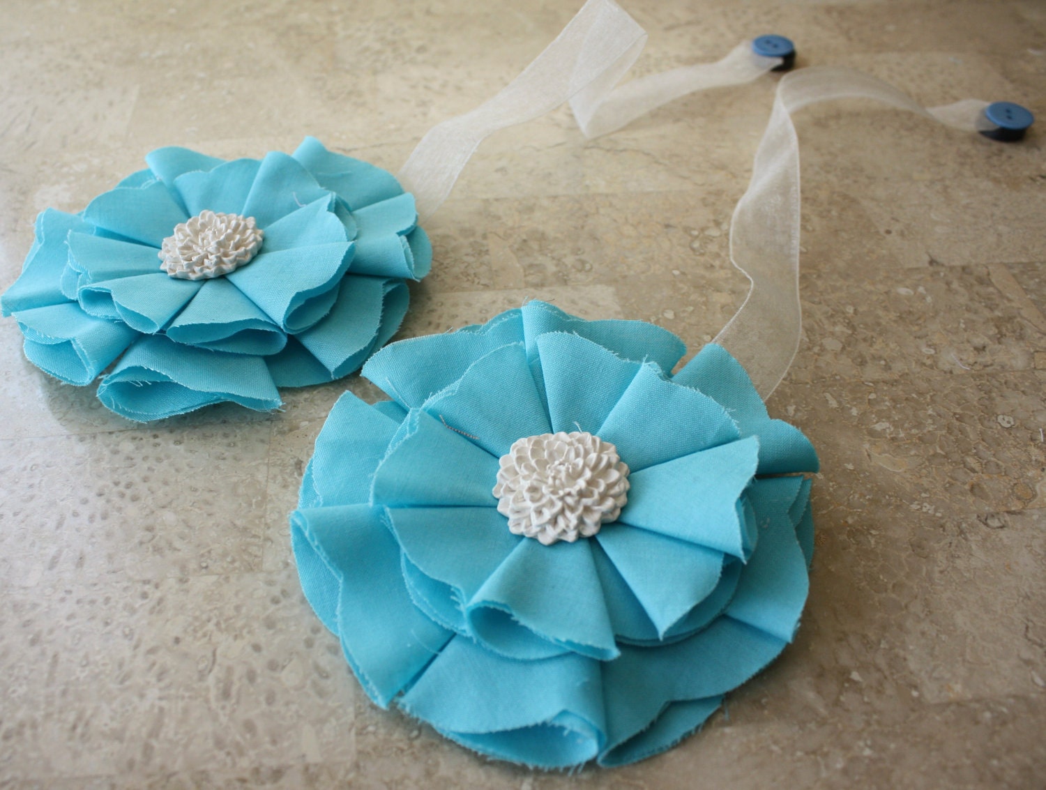 Turquoise w/Cabochon Magnetic Tie Backs Fabic Flowers