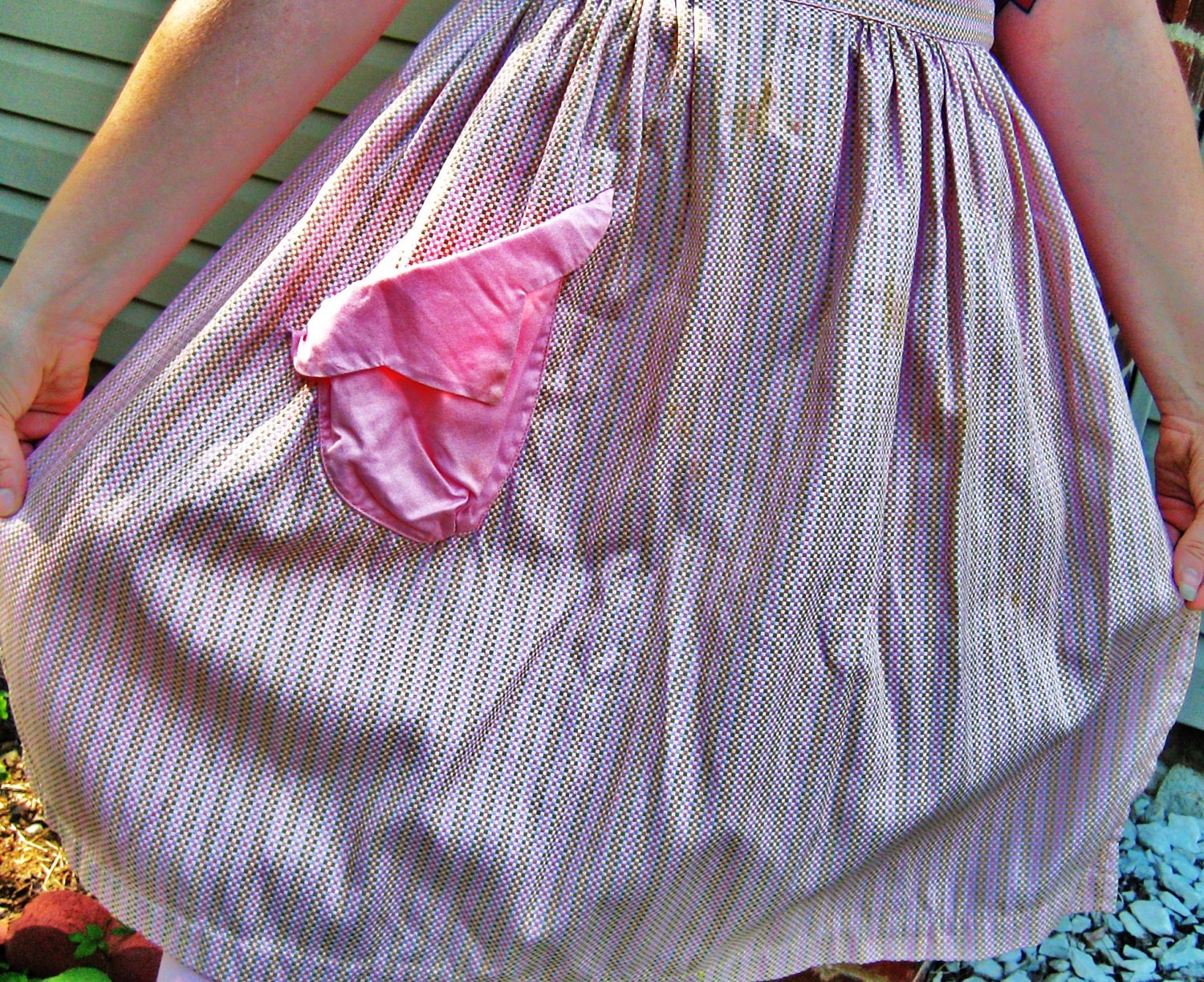 Vintage Apron Woven Pink Bell Flower Pocket 4 for 25