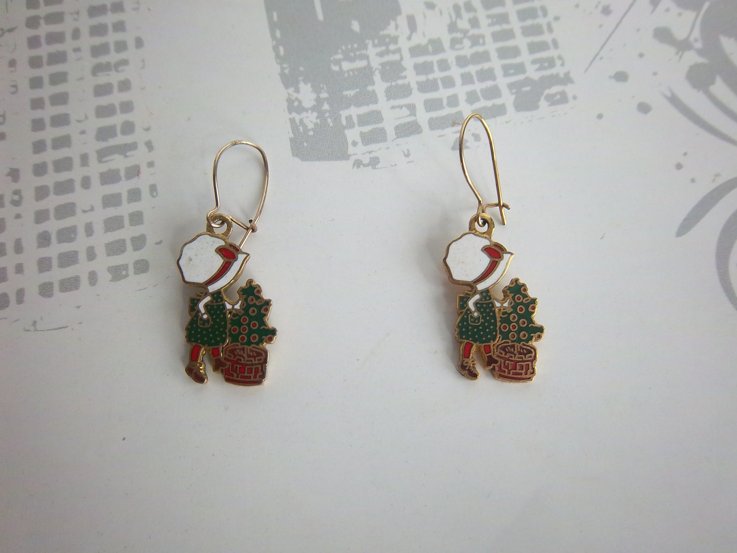 HOLLY HOBBIE Earrings Pierced Enameled Vintage