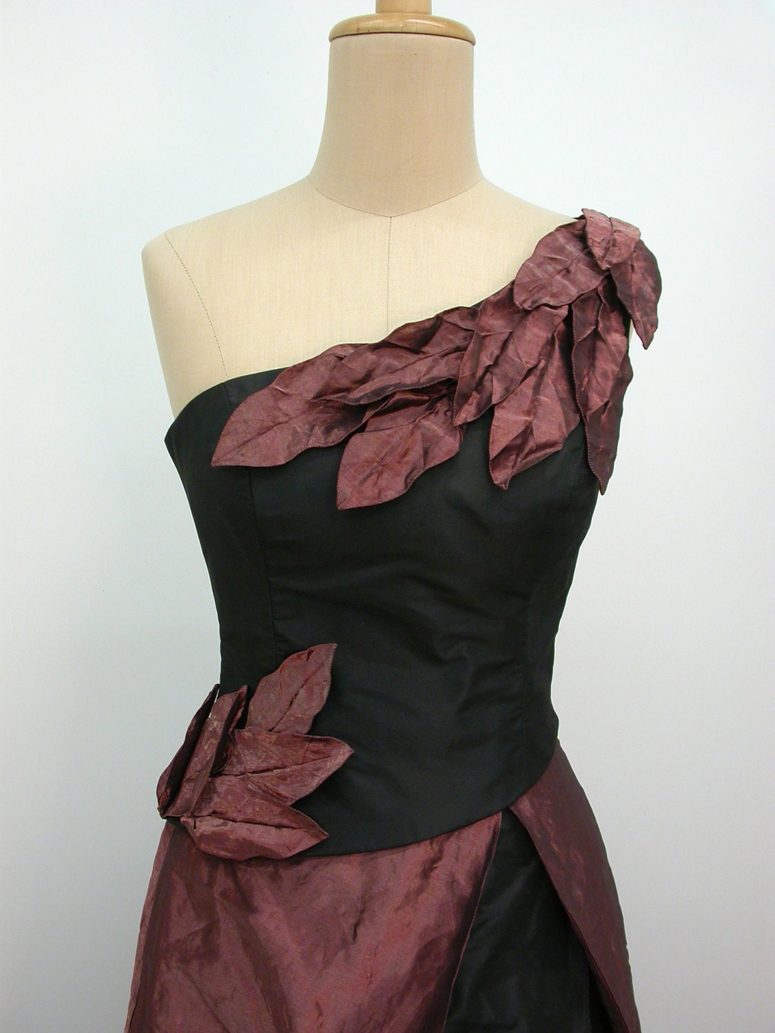 Autumn leaves ball gown - ValenCouture