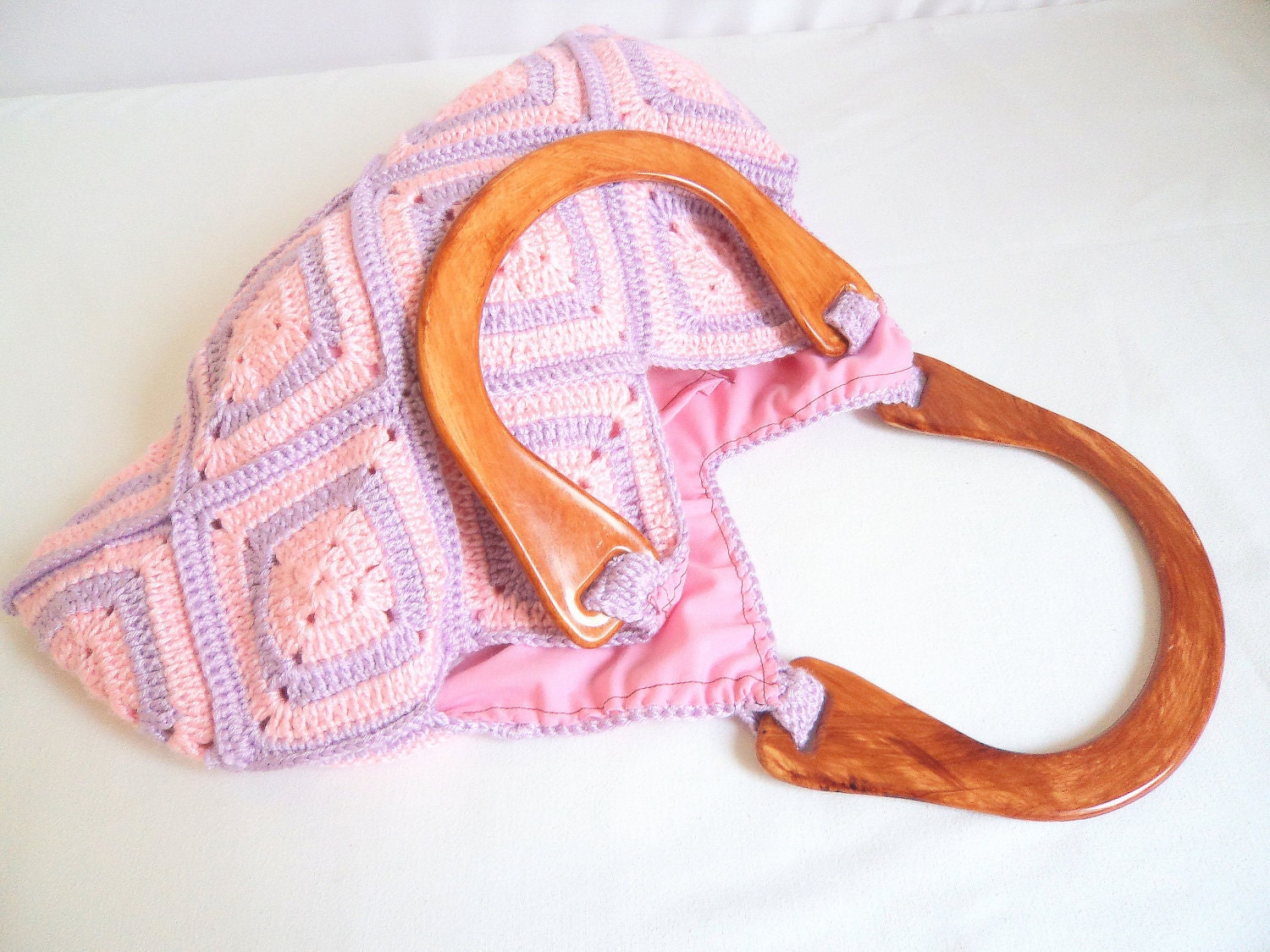 Free ship,Pink Liliac Handmade,knit bag,purse,clutch,purse,for her, Afghan ,Striped  ,fashion,Handbag,Shoulder Bag,seasonal Bag,gift idea