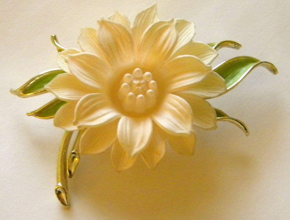 white cream flower brooch