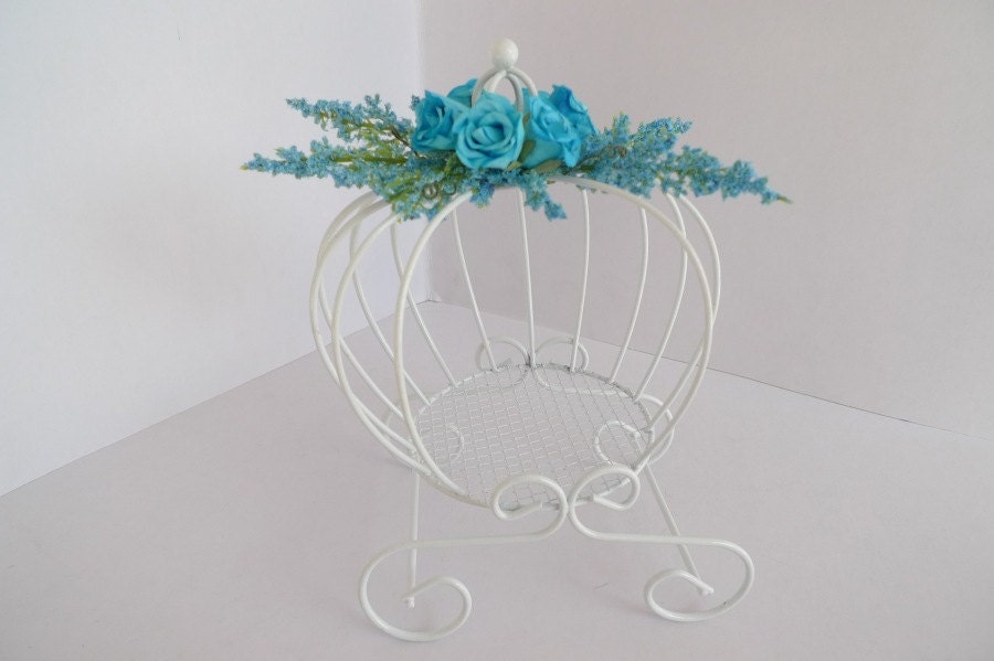 Cinderella Carriage Center Piece (decorated flower carriage) - Wedding Decors -  Aqua Roses