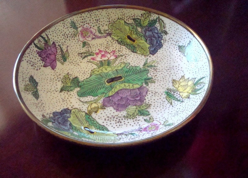 SALE - VINTAGE Bowl - Japanese Porcelain Floral Handpainted