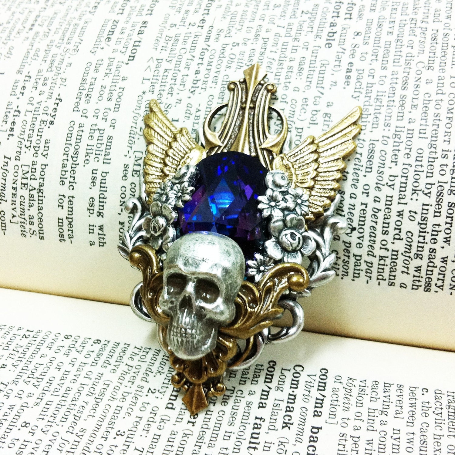 Elysium Aged silver plated brass filigree pendant/brooch -Fantasy jewelry-Vintage victorian steampunk gothic style