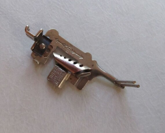 Vintage Singer Sewing Machine Attachment 160359 Binder by jetto