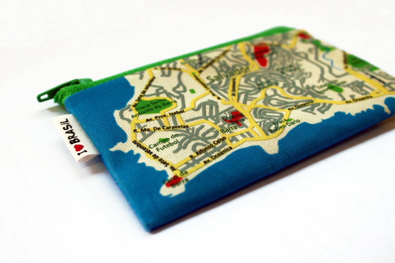 Coin purse wallet colorfull and unique with BRASIL map printed on it - Souvenir from Rio and Salvador - Carnaval - Map pattern coin purse