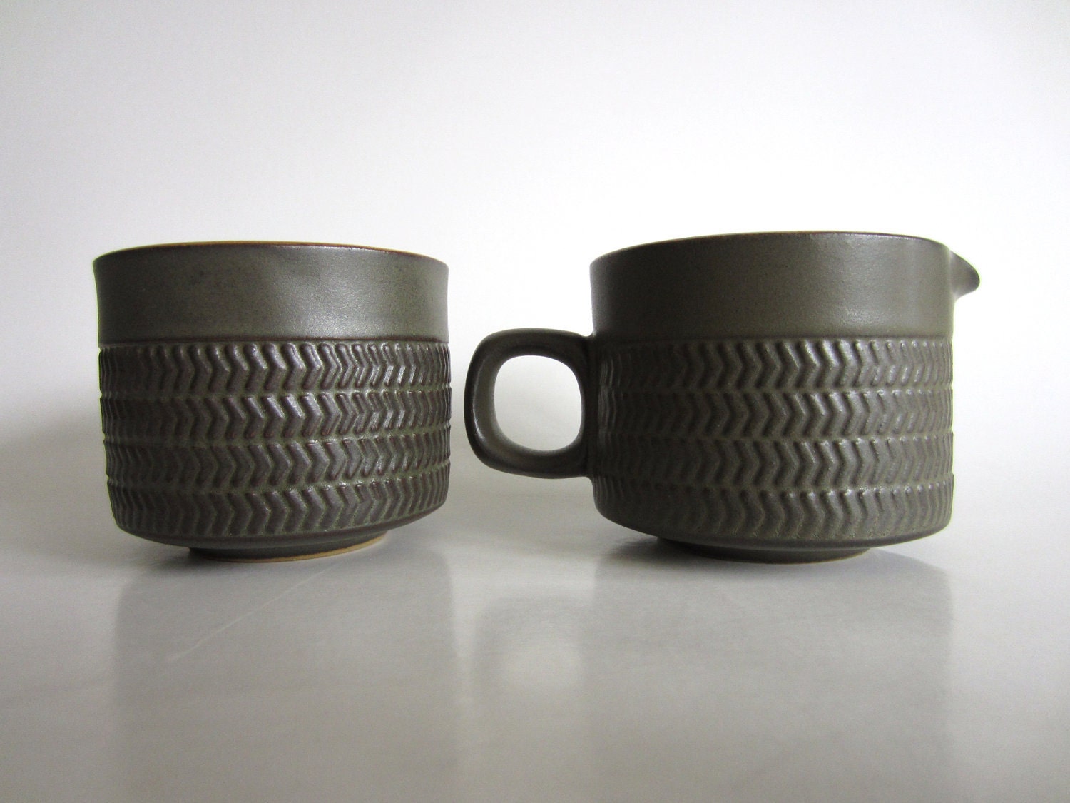 Denby Chevron Creamer Sugar Bowl Camelot Pattern Modern Set Dark Olive Green Retro 60s 70s Geometric