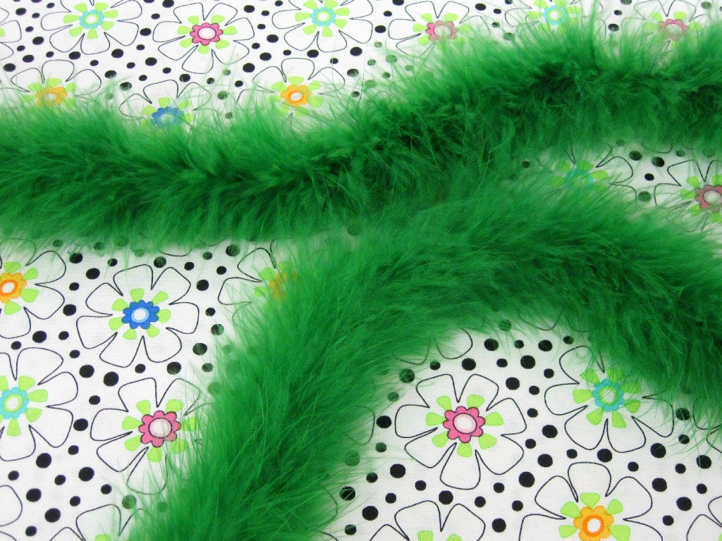Marabou Boa 2 yards long - Color Kelly Green