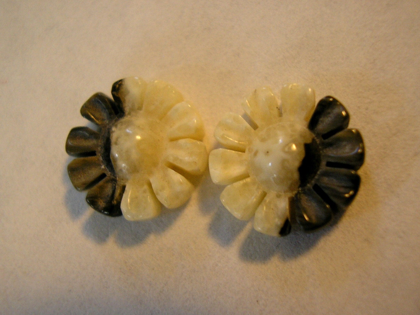 Yin & Yang Flowers Made of Fossil Walrus Ivory for Jewelry Making, Earrings or Pendants