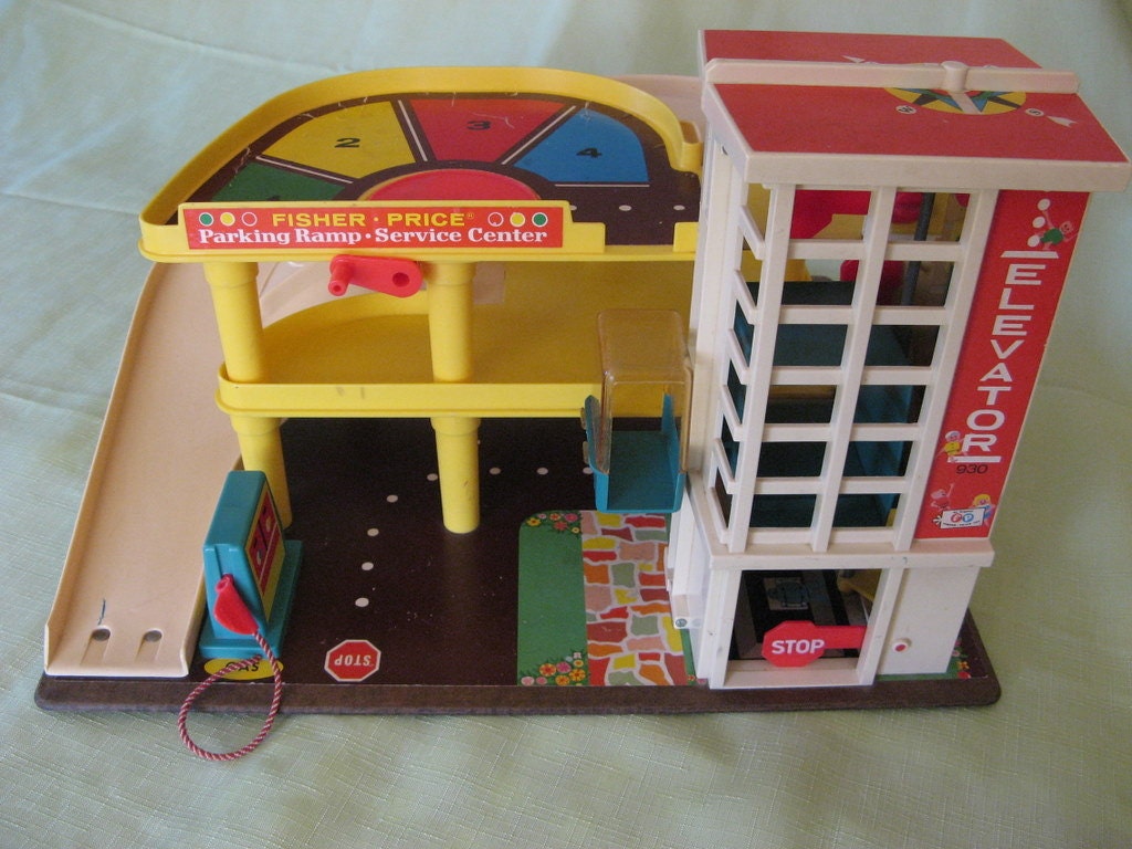 Vintage Fisher Price Garage Parking Ramp Cars, Little People