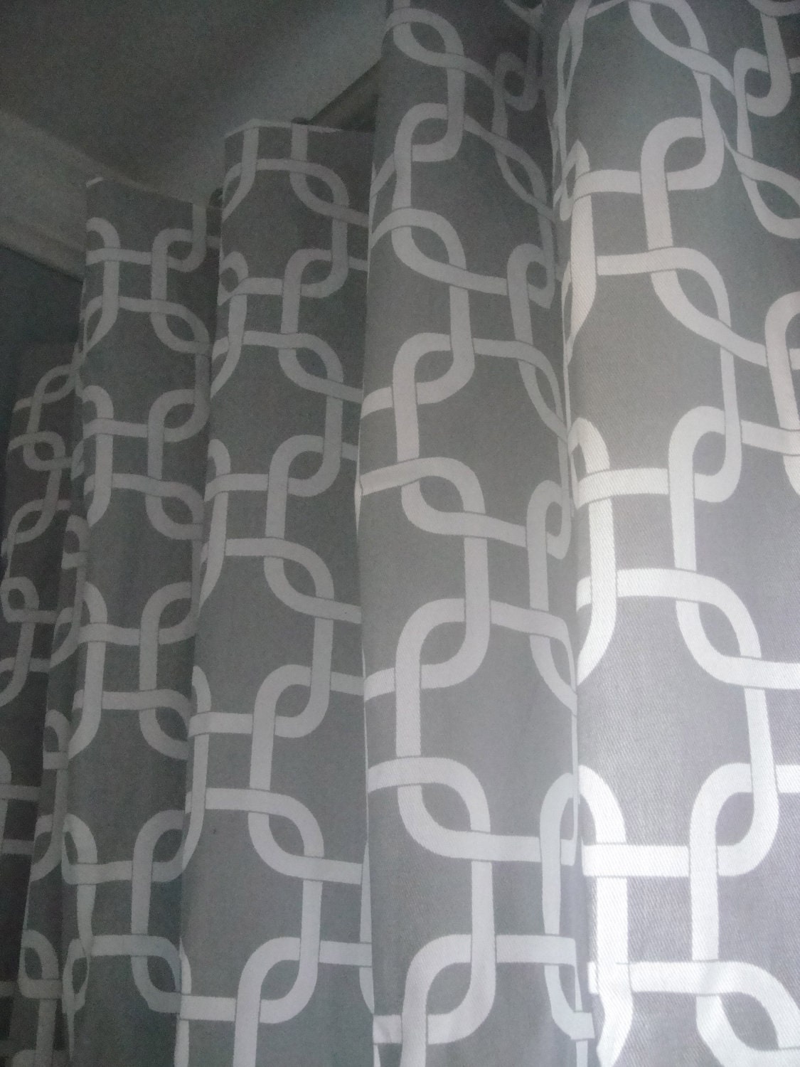 A Pair Of 50x90 Inch Flat Panels /Rod Pocket Draperies In Storm Grey/White Contemporary Print