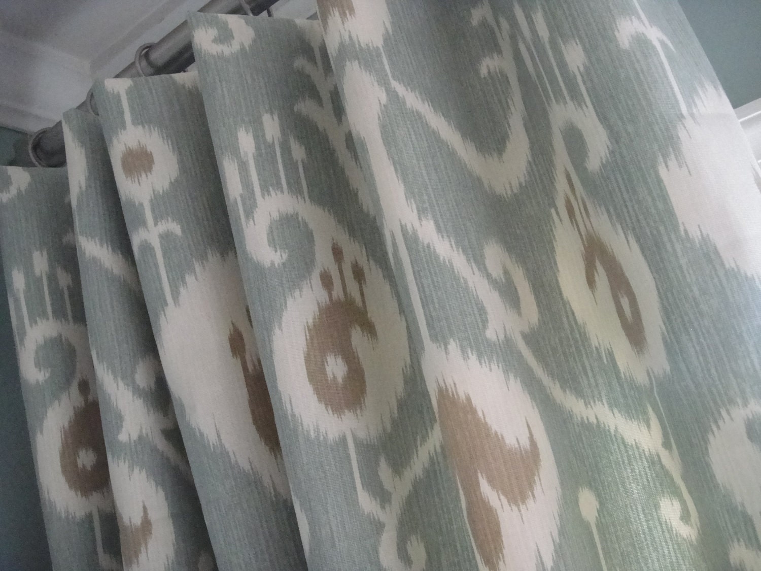 A Pair Of 50x96 Flat Panels On Clip Rings /Rod Pocket Draperies In Ikat Spa
