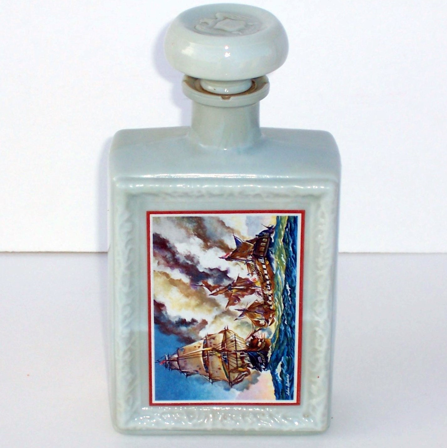 Vintage bourban decanter collectible JWDant 1969   americana eagle on back whiskey decanter