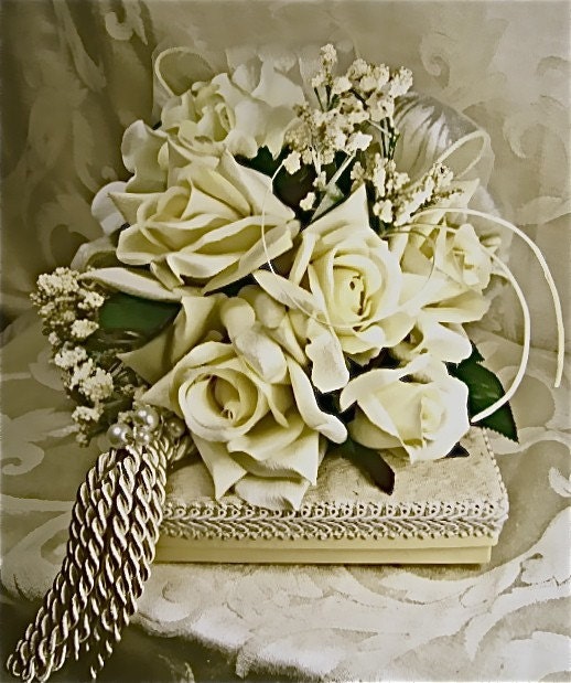Wedding Card Box Elegantly Pre-wrapped gift box