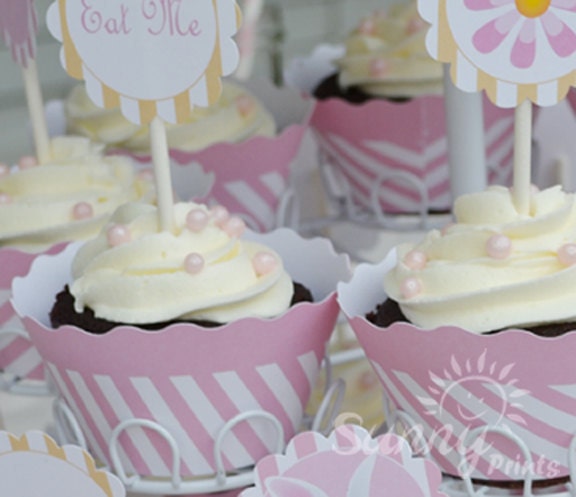 Alice in Wonderland (immediate download) printable cupcake wrappers Il_570xn
