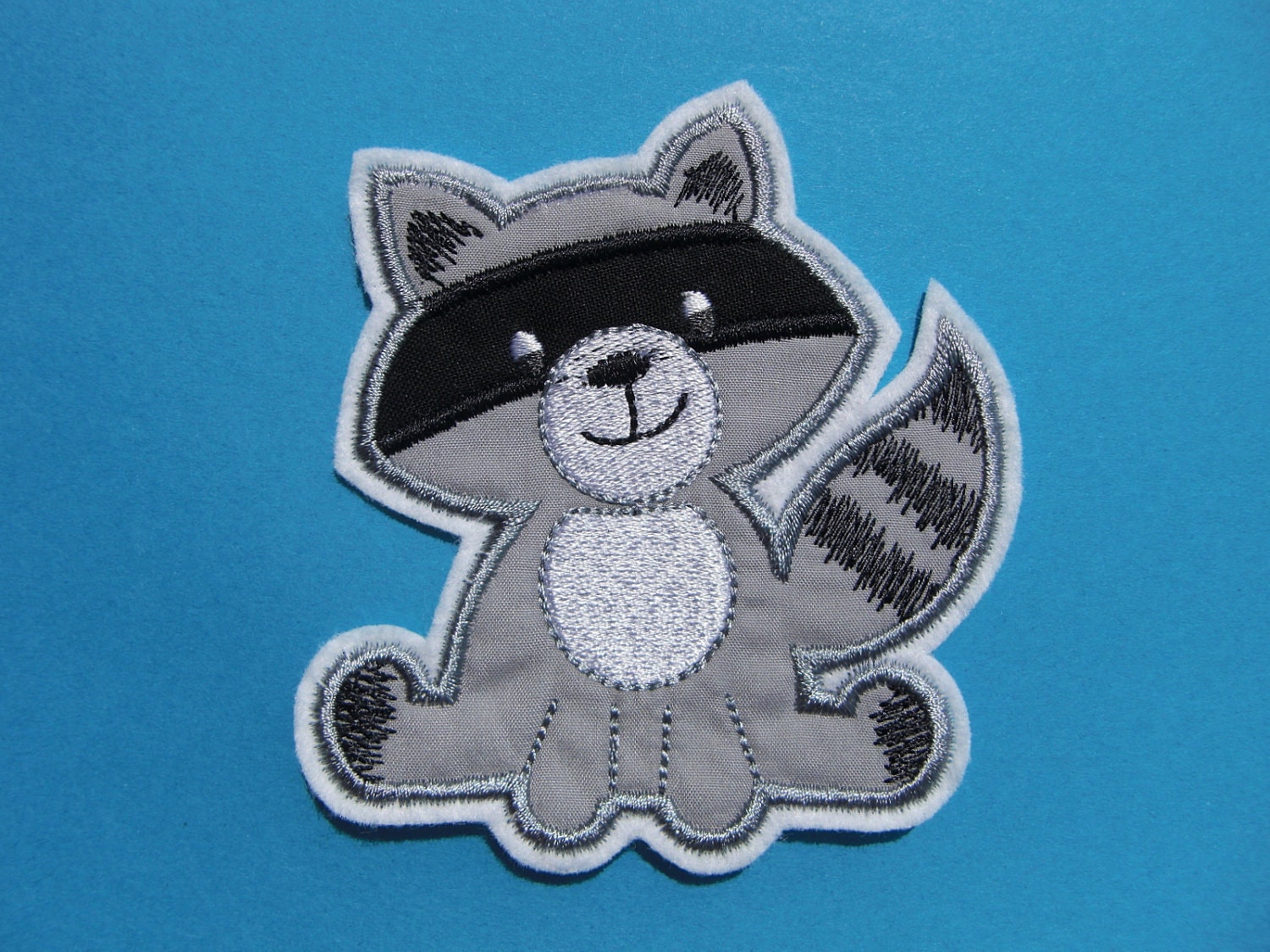 ironon applique/patch raccoon by Galeo on Etsy