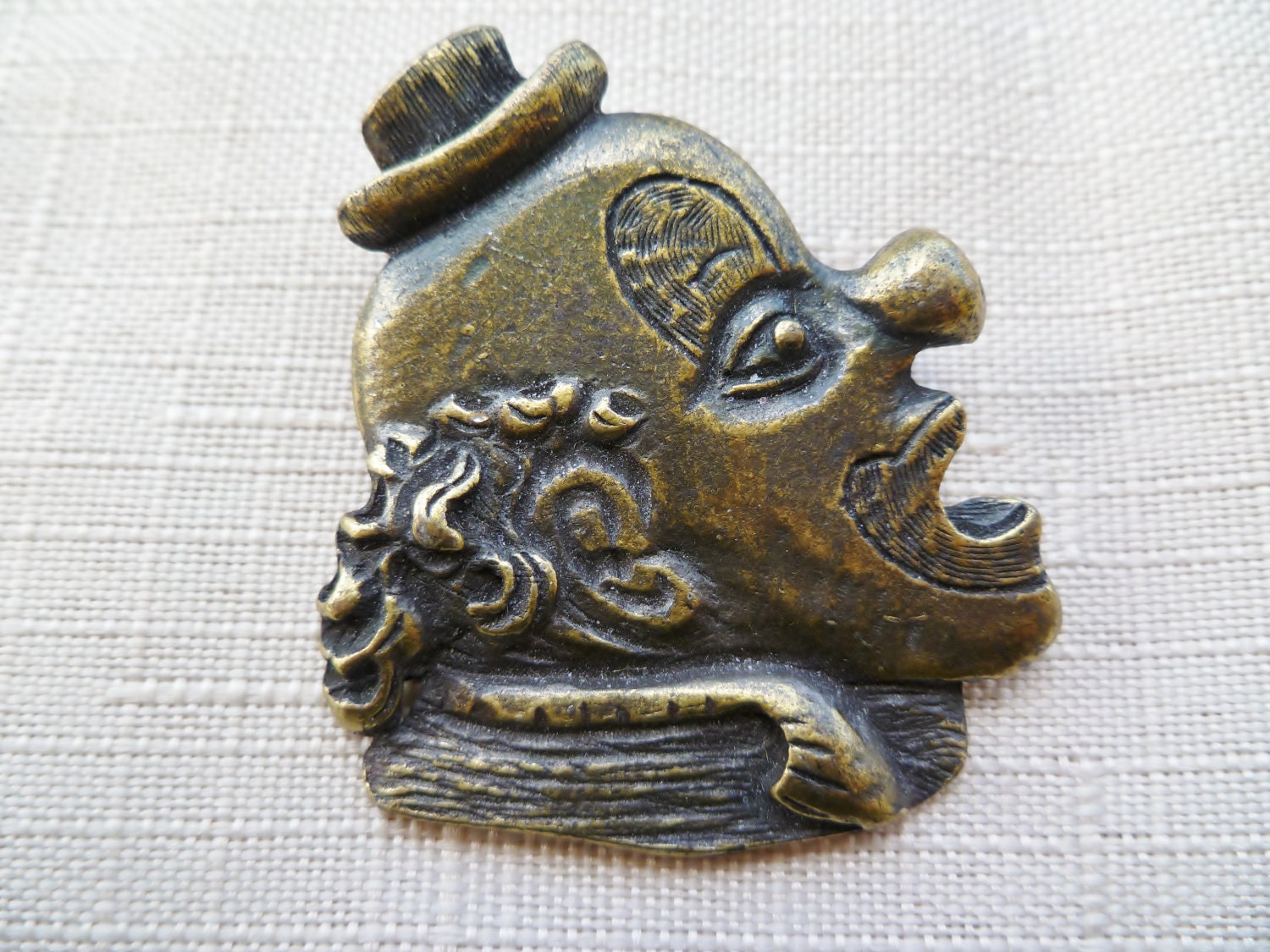 FINAL CLEARANCE SALE...68% Off Vintage Clown Brooch