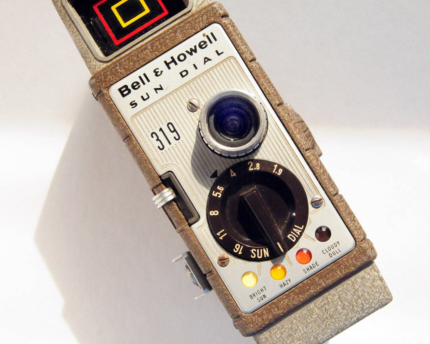 Video Camera, Bell and Howell 8mm Sun Dial, beige, tan, brown, 1960s Fun Retro Beauty
