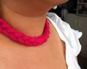 Crochet Necklace - Bright Pink Braid
