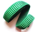 NEW STOCK 2" Pleated Bright Green Cloth Stretch Elastic Band. (1 Yard)