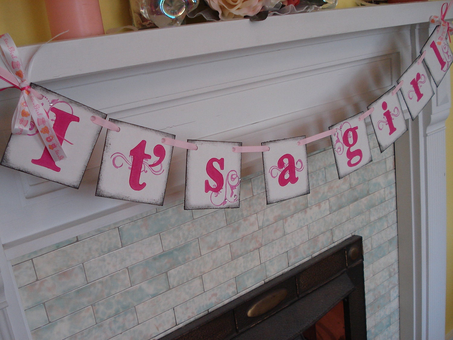 ITS A GIRL Baby Shower Decorations Baby girl Garland Birth Announcement Banner Photo Prop