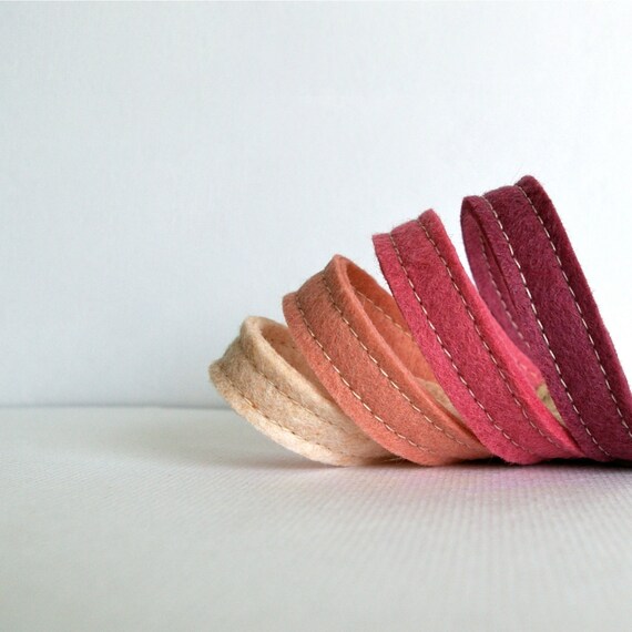 Wool Felt Bracelet Wristband Cuff // Berries // LoftFullOfGoodies
