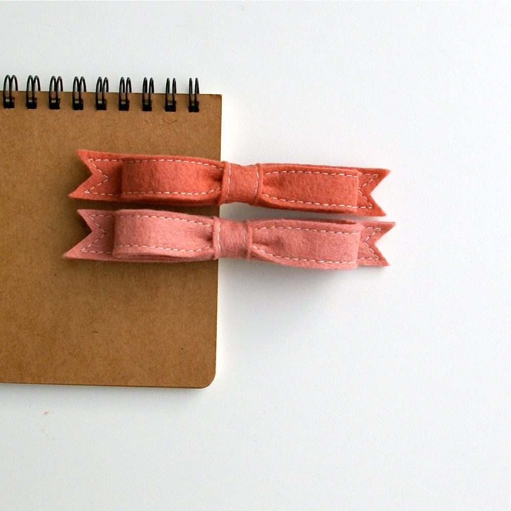 Wool Felt Bow French Barrette // Coral // LoftFullofGoodies