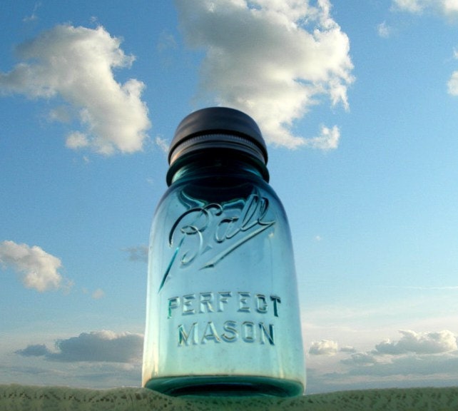 Antique Blue Ball Perfect Mason Jar Solar Light Quart Size - High Quality