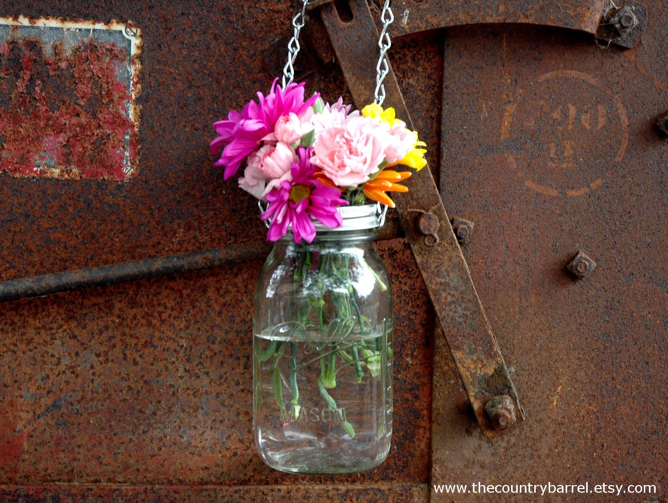Hanging Mason Jar Flower Vase With Frog Lid