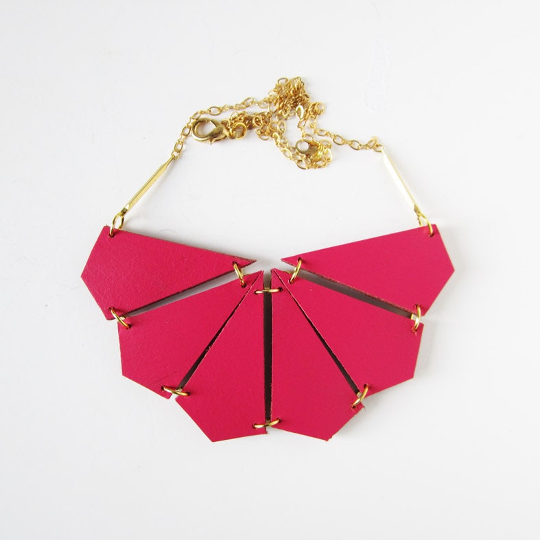 LAST ONE available - Fuchsia peacock necklace