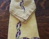 Placemat and napkin set of 4 embroidered with sprigs of lavender
