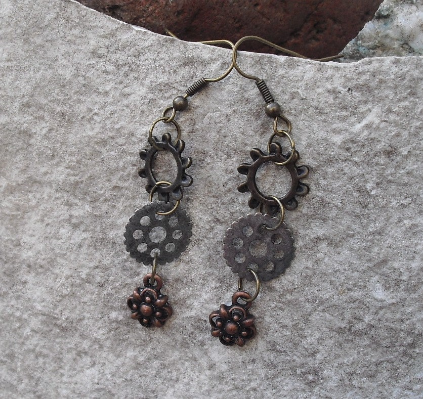 Flowers and gears earrings SALE