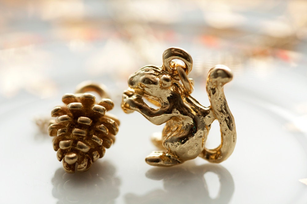 Squirrel Pine Cone Necklace Woodland Beauty Squirrel Necklace Lariat - N043
