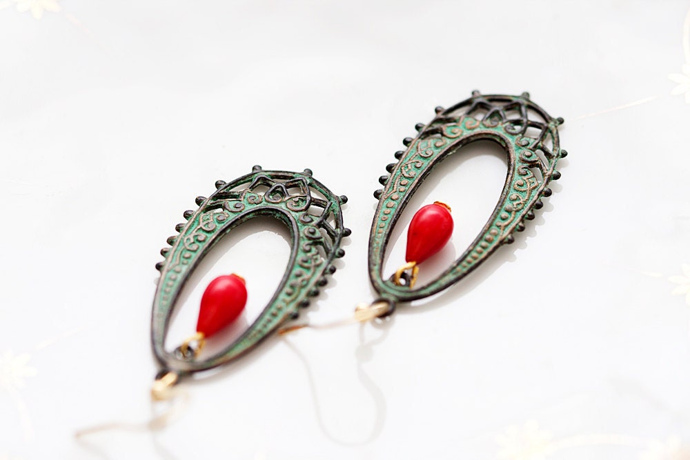 Patina Peacock Earrings Red Drop Verdigris Feather Earrings Christmas Jewelry Green Earrings - E106