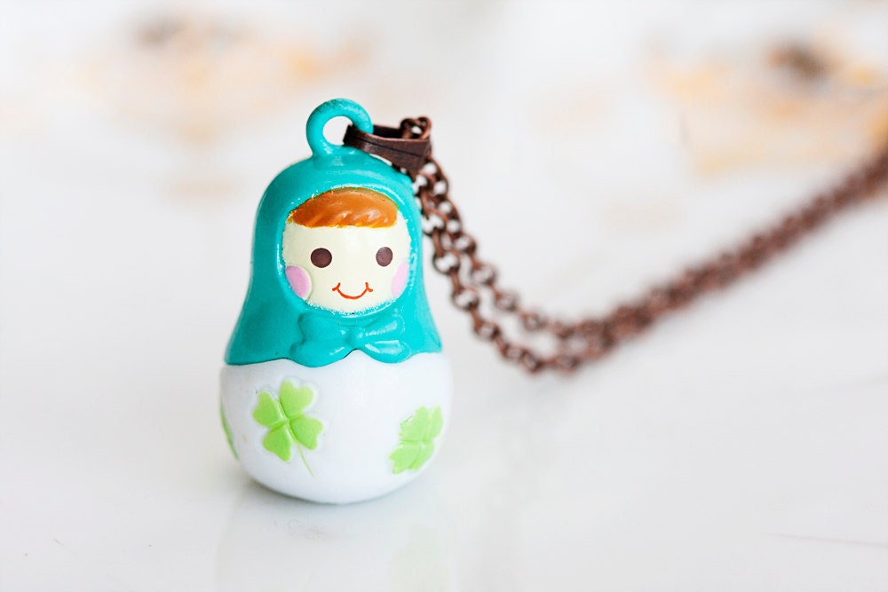 Russian Doll Necklace Russian Nesting Doll Miniature Matryoshka Doll Kawaii Babushka Doll Pendant - N182