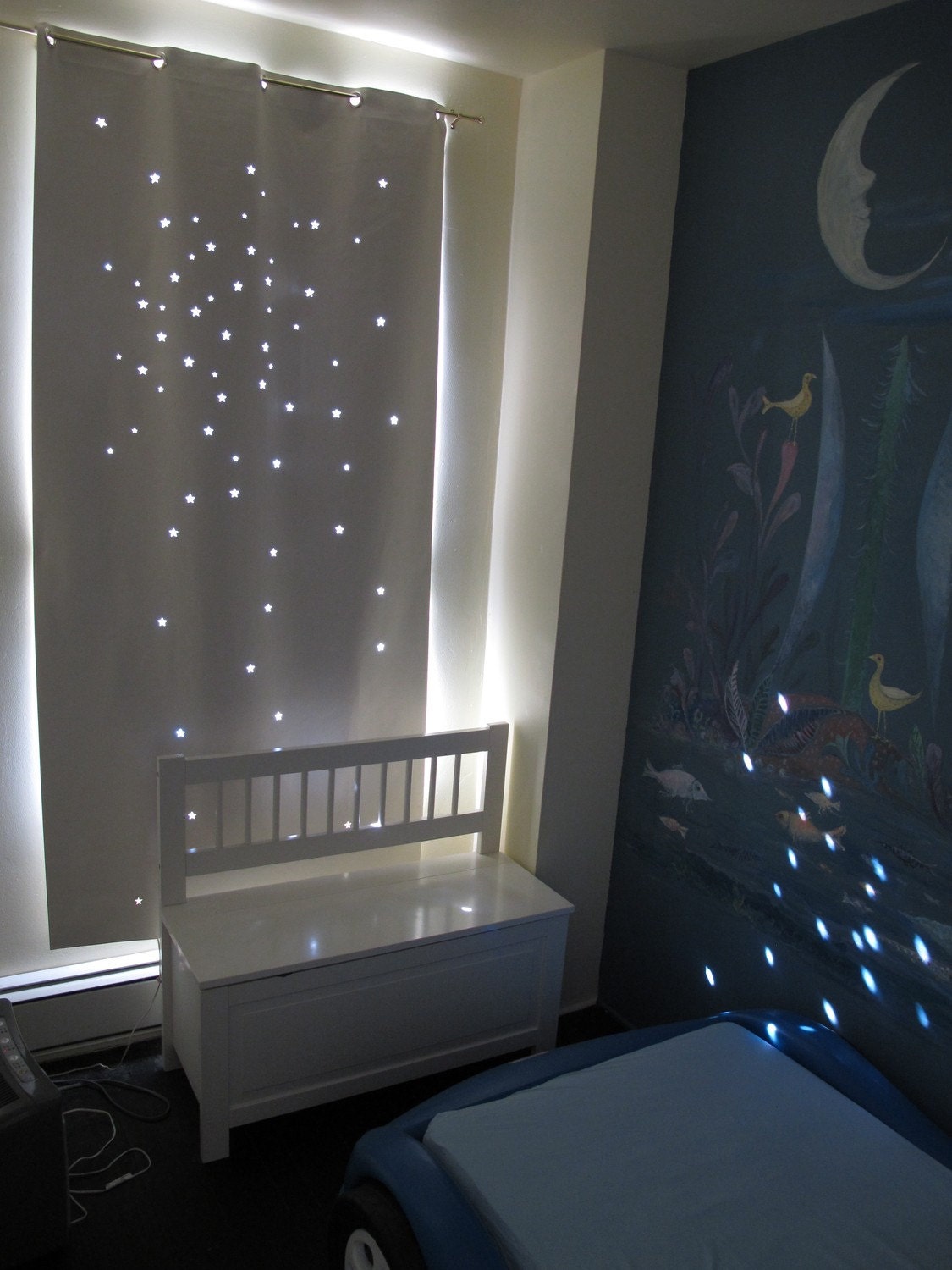 Best Kids product of 2011-Apartment Therapy. LARGE Twinkle Curtain. Toddler nap curtain.Size 54"x72"