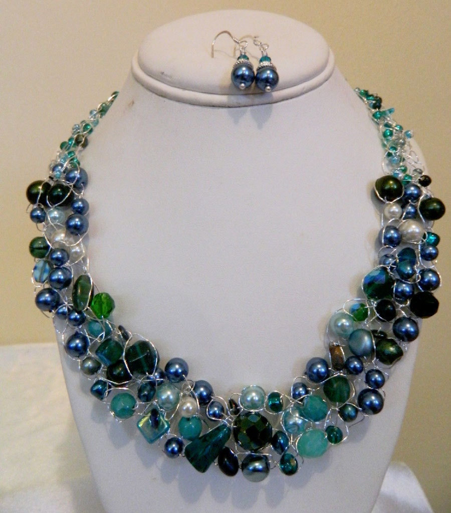 Bridesmaids Peacock Teal Wire Crochet Necklace and Earring Set