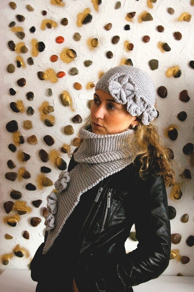 Grey Hat & Scarf Set