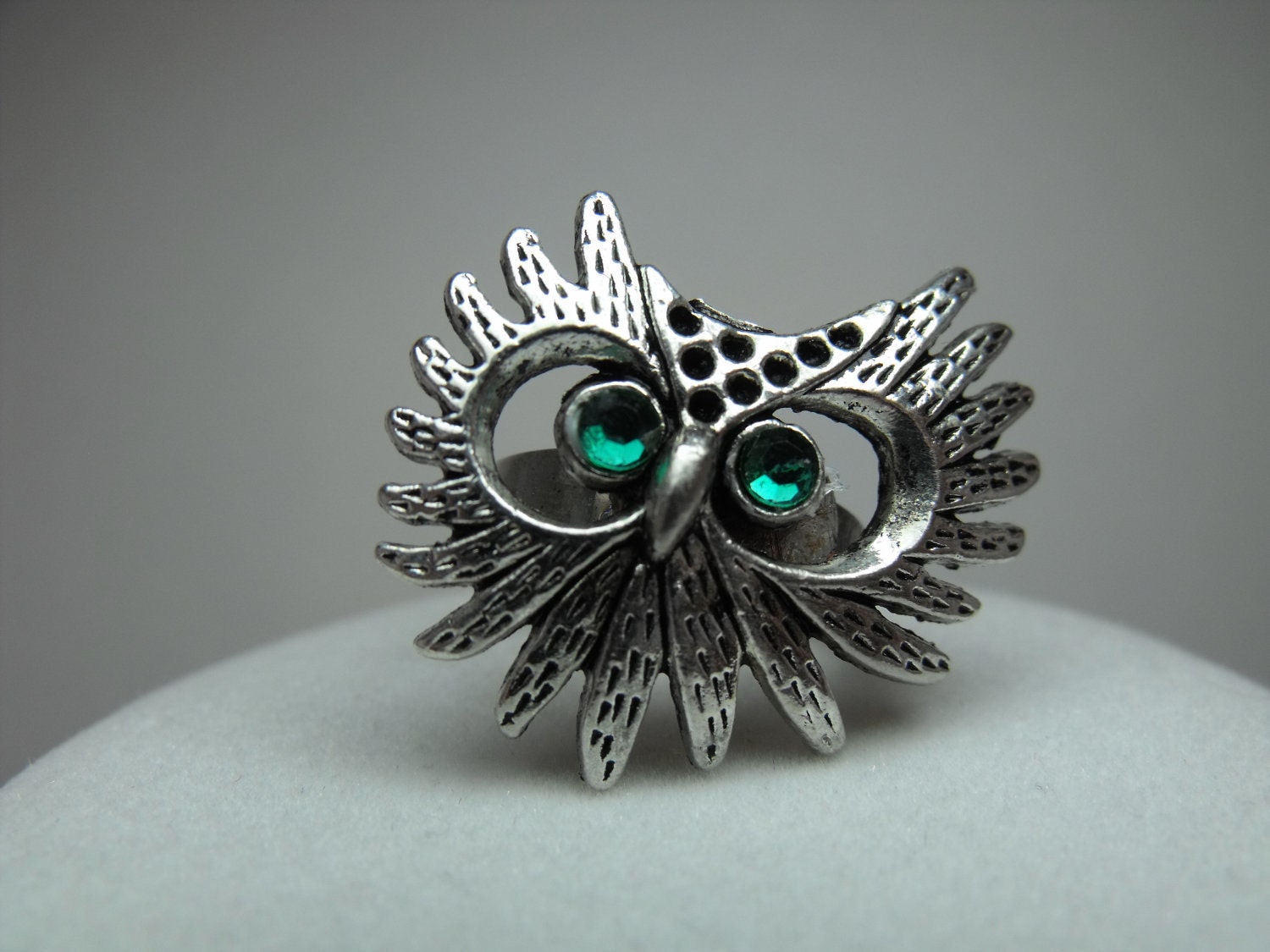 Owl Ring Emerald Green Rhinestones Silver adjustable womens great gift unique item