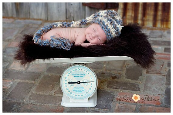 Blue Sand and creme Tassel Hat