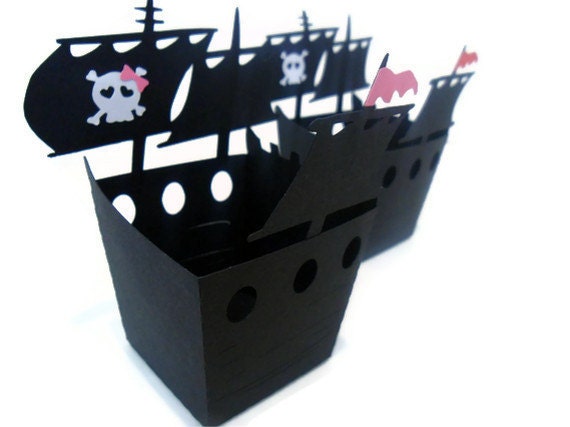 Pirate Ship Favor Box - set of 1 Il_170x135