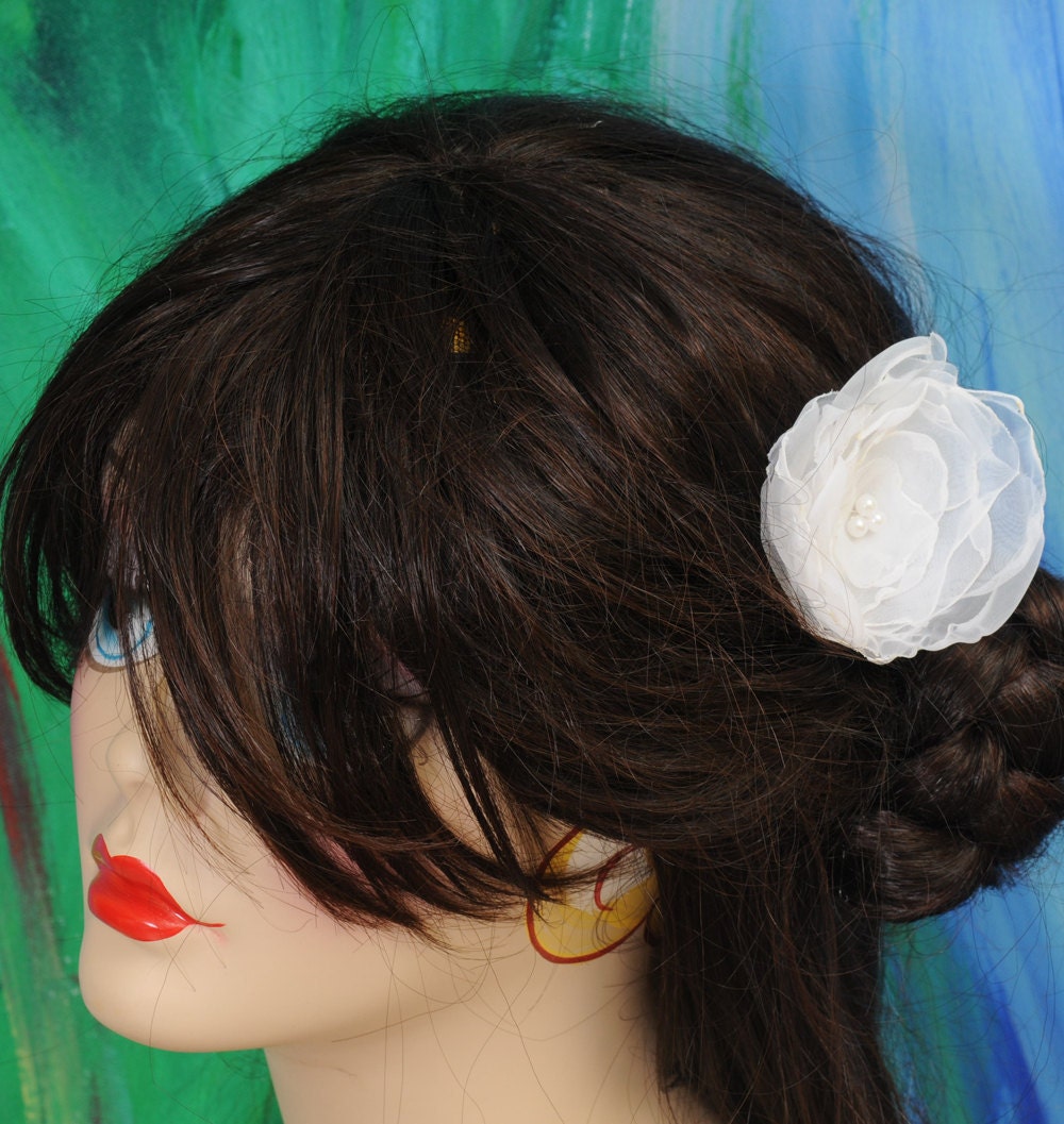JANNY....white organza bridal flower bobby pin
