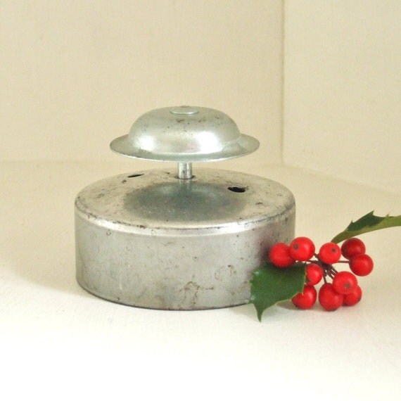 Vintage Tart Master Pastry Crimper / Cutter Pie by LaurasLastDitch