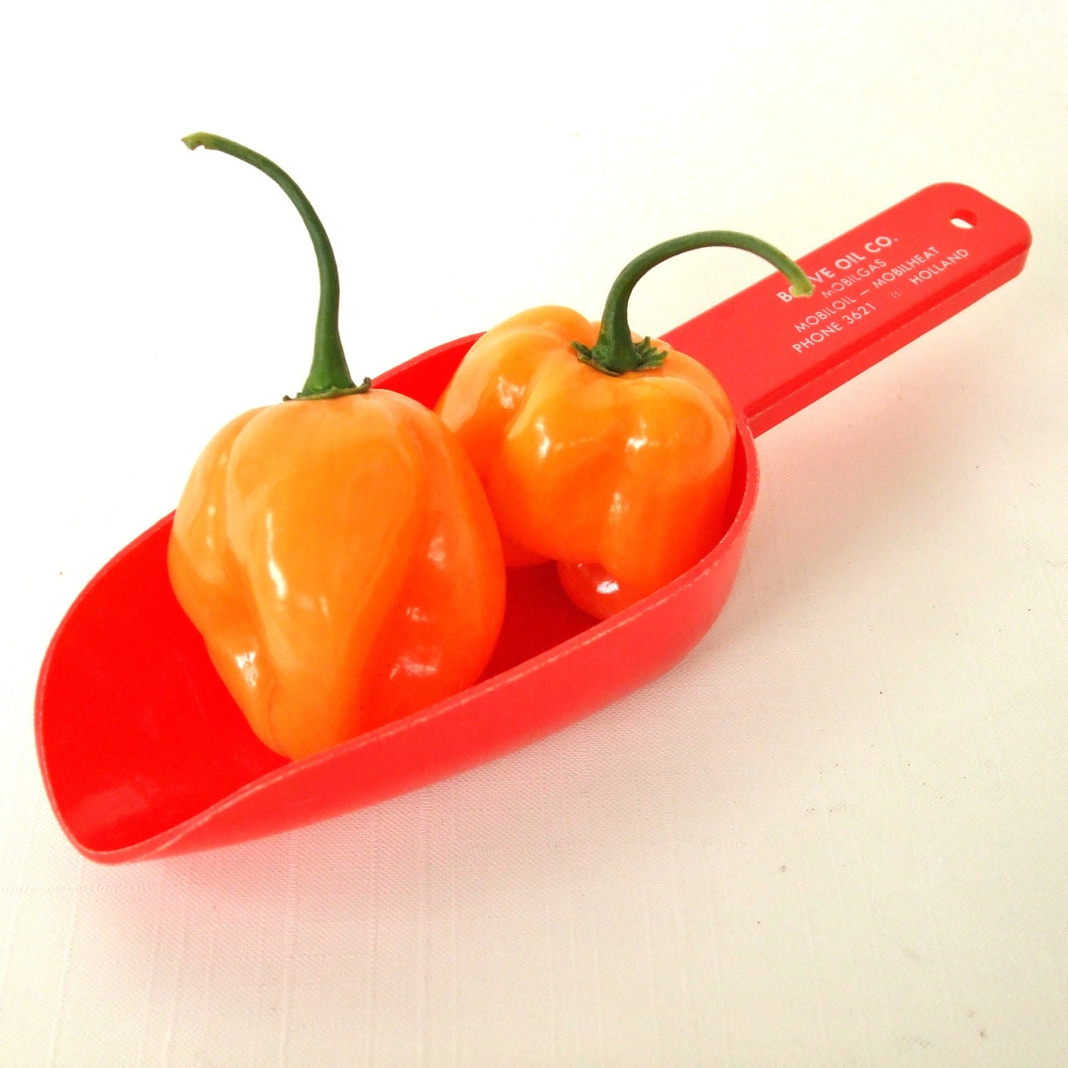 Red Plastic Flour Scoop Mobil Oil 1950s Kitchen