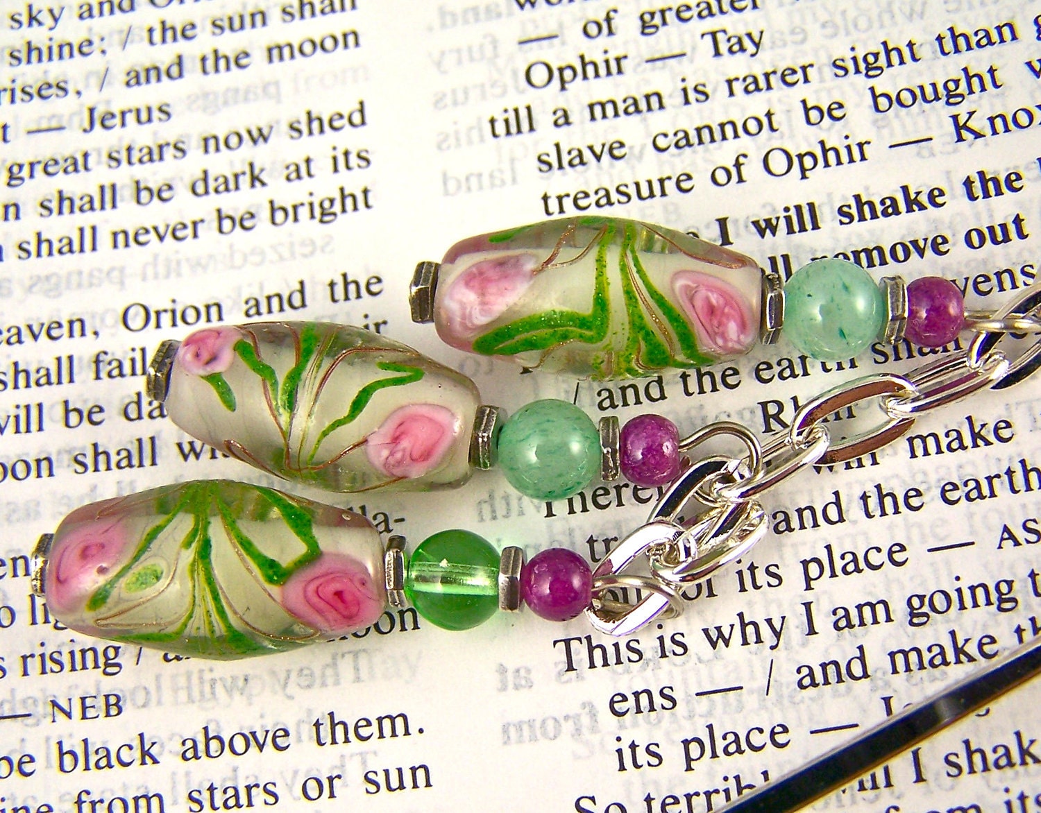 Lamp Worked Rose Bookmark - Handmade Glass Beads - Mixed Media Beads - Silver Colored Chain - Silver Colored Shepherds Hook