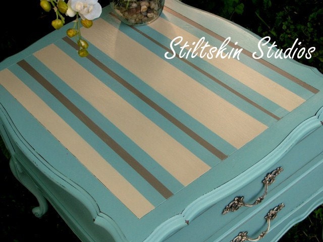 SALE Beachy Coastal Cottage Shabby Side End Table