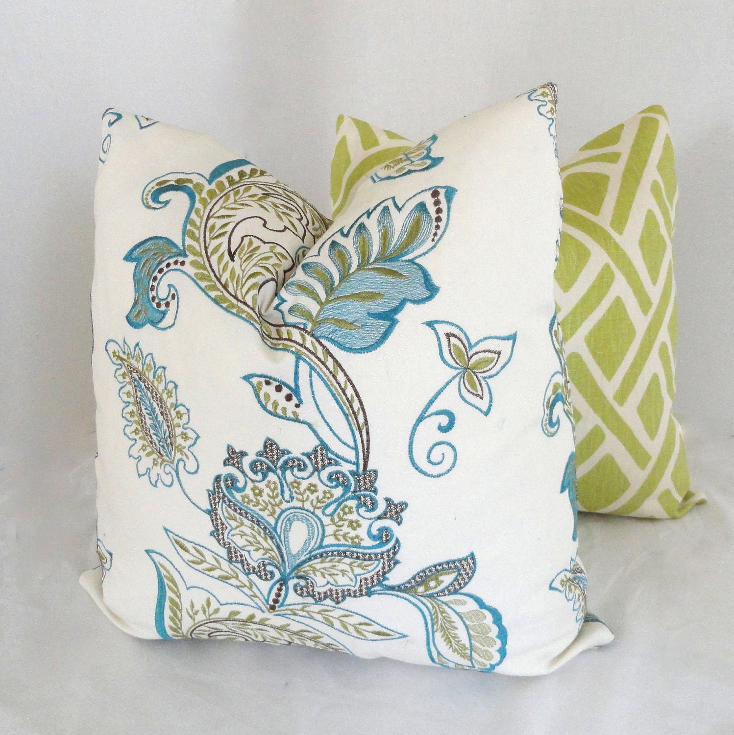 Embroidered Jacobean Decorative Pillow Cover Lumbar Pillow